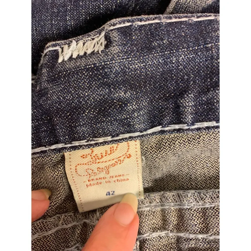 True Religion Jeans Dark Blue Wash Straight Leg Distressed Whiskering Mens SZ 42